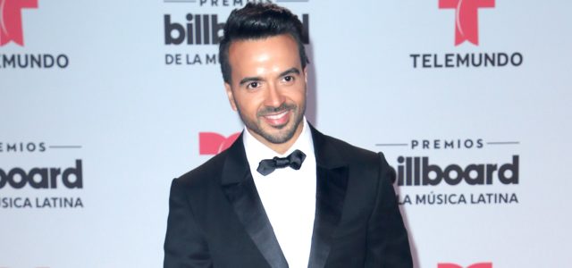 Luis Fonsi Defends Justin Bieber’s Butchering of ‘Despacito’ Lyrics